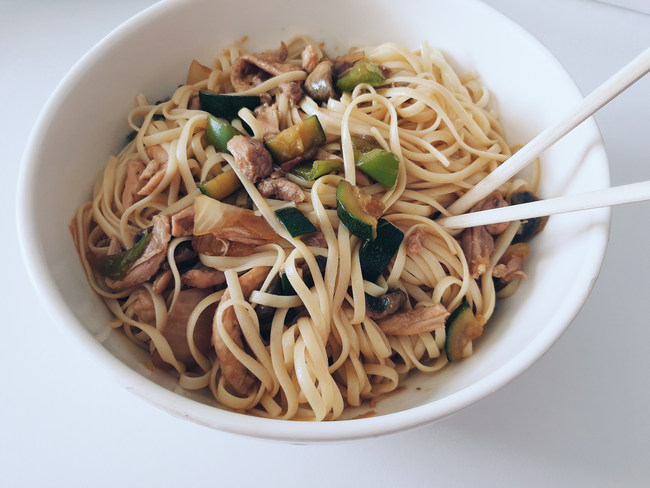 tallarinos-chinos-pollo-verdura-thermomix