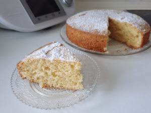 bizcocho-thermomix-yogur-receta-tradicional