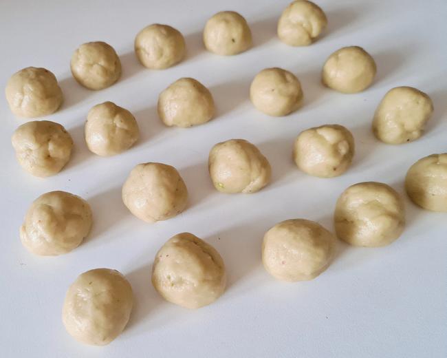 barritas-de-pan-cerveza-pistacho-arándanos-thermomix-masa