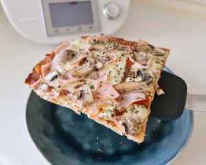 receta-pizza-pollo-keto-Thermomix