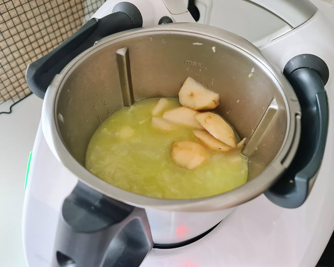 hacer-crema-puerro-pera-thermomix