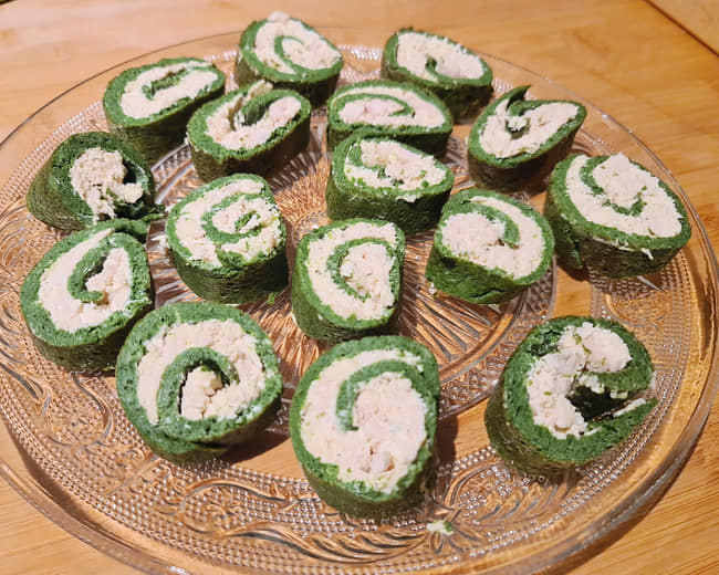 tortilla de espinacas con pollo rollito saludable aperitivo receta