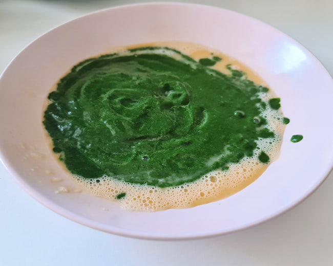 tortilla de espinacas con pollo rollito