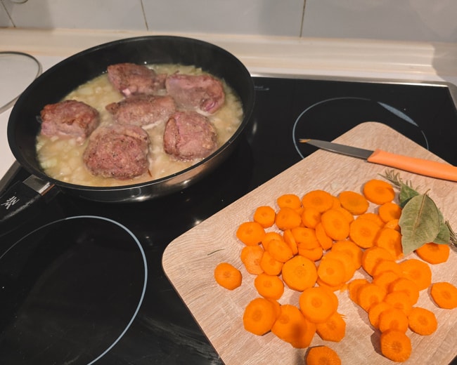 carrilleras en salsa de verduras crockpot