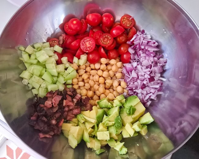 ensalada de garbanzos y verdura