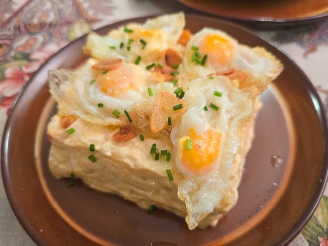 ensaladilla de gambas al ajillo